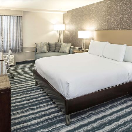 Doubletree By Hilton Hotel Wilmington Esterno foto