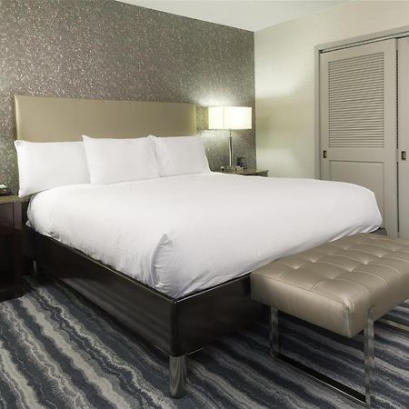 Doubletree By Hilton Hotel Wilmington Esterno foto