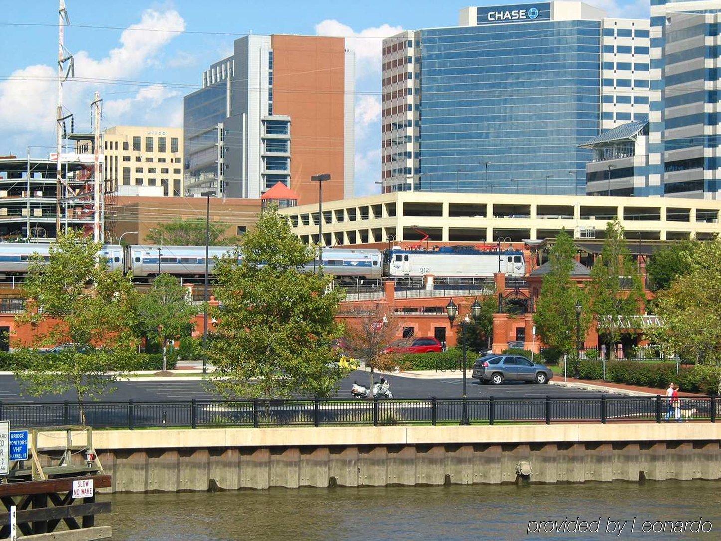 Doubletree By Hilton Hotel Wilmington Amenities foto